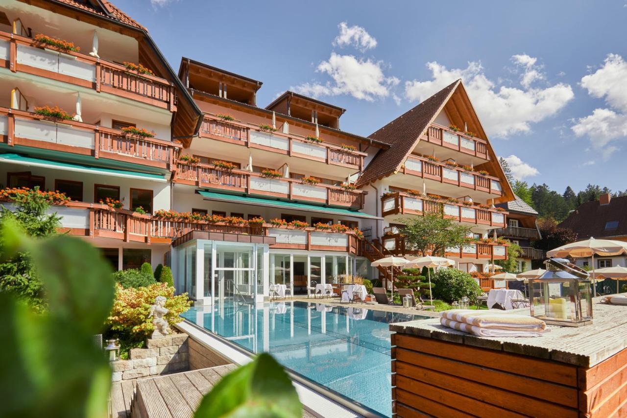 Erfurths Bergfried Ferien & Wellnesshotel Hinterzarten Exteriér fotografie