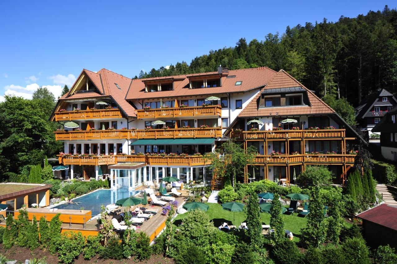 Erfurths Bergfried Ferien & Wellnesshotel Hinterzarten Exteriér fotografie